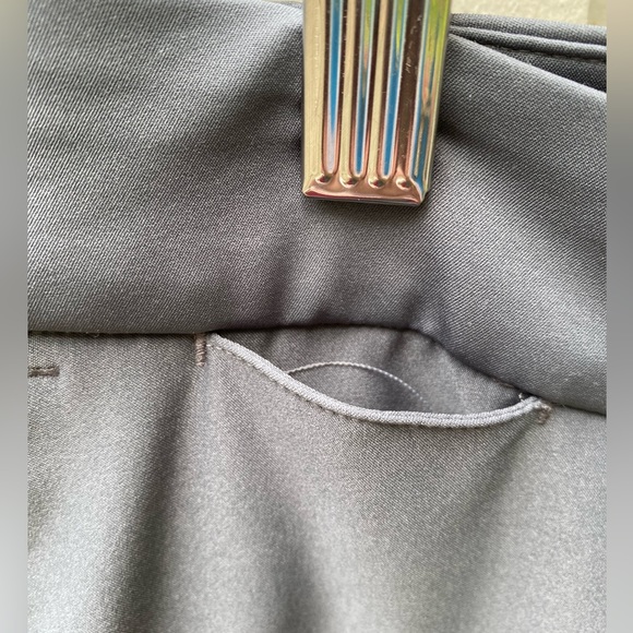 Nike Golf Capris - Picture 2 of 8